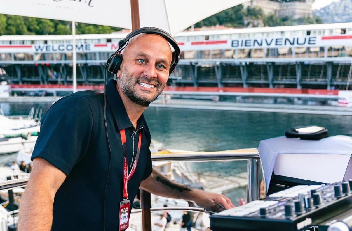 Tony R performing live